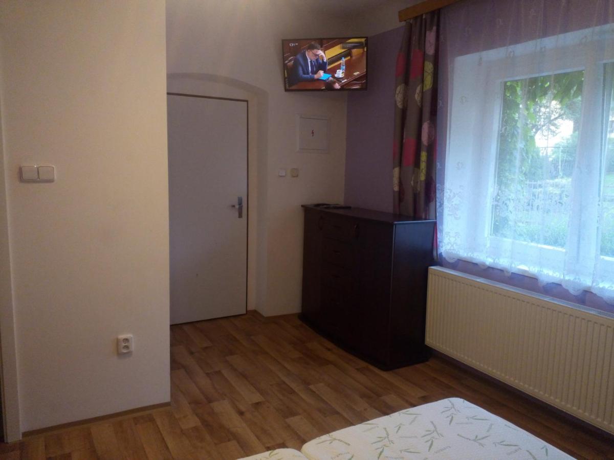 Apartmany Nad Parkem Lipova Lazne Exterior foto